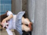 蒸れた足裏をがっつり見せてくれるJKちゃん【素足にローファー】