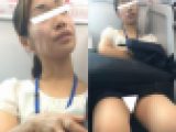 (電車対面）(顔出し)タイトスカートなのに…パンストあんよをガッツリひらいちゃった人妻OLさんを観察しちゃいました!!