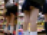 カバンで半尻＆ミニスカ女子