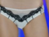 インナーがズレてる。マン毛やお尻透けまくりの鼻血もん連発なモデルショー
