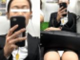 (電車対面）(顔出し)リクルート女子大生さんの…無防備な▼ぞーんを超近距離接写で観察してみました!!
