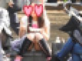 もしかしたらＣちゃん？お座りお姉さん発見！！（ＦＨＤ）大変です！！パンツが見えてますよ８９