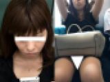 (電車対面）(顔出し）ぐぐっと切り込んだ胸元…パンストふとももをむき出しにするミニタイトワンピで攻める人妻OLさんを観察してみま