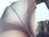 パンチラ盗撮 OLさん 白パンツに思いっきり接近して撮影