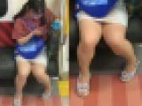 地味顔なのにエロい美脚を持つおさげが可愛いお姉さん（其の二）
