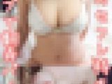 【完全素人】【顔出しＮＧ】美乳Gカップのフェロモン妻とパイズリ撮影！チンポを弄ぶ超名器な乳マンコに挟射！