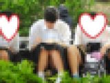 制服姿の可愛いコを発見！！（ＦＨＤ）大変です！！パンツが見えてますよ２