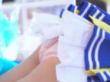 【高画質版】コミックマーケット コスプレ 巨乳美人レイヤーさんの衝撃パンチラ ★強風めくれ＆座り対面＆バック★ ビキニ スク水