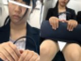(電車対面）(顔出し）眠気に必死に抗うOLさん…パンストあんよが緩んじゃって…ひかりの直撃を受けたくぱぁ～っと無防備なお股を観察