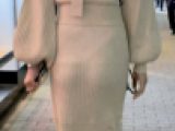 驚愕！白のリブニットワンピでくっきりと割れ目が浮かび上がる銀座のオシャレ女子