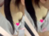 【胸チラHD画質】勉強に勤しむ女子大生はこんなにも無防備