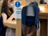図書館女子の靴脱ぎvol.1【生足】