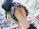 女子校生スカートめくり Tバックjkのプリプリ生尻をもみまくり＆パンツずり下げ！！ Part1