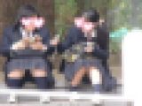 制服姿の女のコを撮影しました！！５