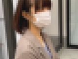 本屋で働く小顔でかわいい女友達に中出し Aカップ無乳なスレンダー体系なのにおまんこはぐっしょぐしょで性欲強め