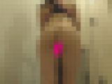 【レア】スポーツジムのロッカールームで着替え盗撮。美尻のスレンダー美女。