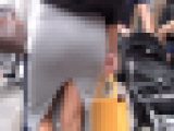 【FHD高画質】吸い付くタイトスカート エグいスリット