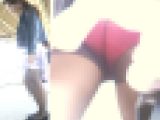 [★顔出し]パンチラ盗撮 OLさん 派手な赤パンツに密着
