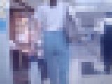 超絶美人OLがピタパン履いて美爆尻パンパンにさせて歩く姿にフル勃起