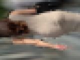ニットワンピのセクシーギャル！！Ｔバックのパンティーラインがエロ過ぎです！！