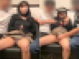 手マンカラオケ大量潮吹き/5Pで爆乳を揉んで電マ当て逝き