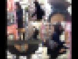 【再販】びっしょり滲んだシミ付きPが無防備大開脚で丸見えに!ロリ娘の対面盗撮パンチラ動画No,7