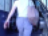 エロ尻にピタパンを食い込ませて歩く美人お姉さんがイヤらしい