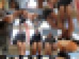 【再販】衝撃大開脚!友達の隣でPを撮られまくるロリ少女の無防備過ぎる丸見えパンチラ動画