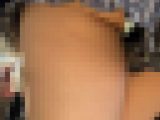 キュロットスカートの隙間からエッチなあれがこんにちは動画。
