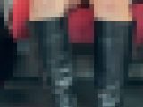 【再販】ミニスカからの究極チラリズムで黒パンお目見え！超絶S級美人お姉さんのロングブーツパンスト美脚