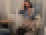 【再販】渋谷で買い物帰りの33歳人妻が手マンで気持ち良くなり勢い大量に潮吹き