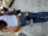 お姉さん。パンツがローライズ過ぎてTバック出ちゃってますよ。