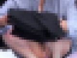 パンチラお姉さんの正体はヤン女？　細身な体に対してお胸が大きいこと・・・
