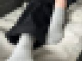 色白大学生Nちゃんパート３グレー靴下足裏とつま先