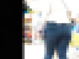 33むちむち黒デニムお姉さん２名