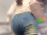 超Sクラス小悪魔美女のパッツン美尻を堪能！王道ジーンズでエロ尻と食い込むパンティを見せつけで歳上♂を挑発!