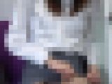 【6月8日まで顔モザなし】パ〇ツ丸見え?ハイパーかわいいOLさん、模様かと思いきや毛?[4K動画][顔出し][ドアップあり]