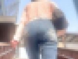 極上の女子大生による生意気エロ尻！スキニーデニムから美巨尻をパッツン＋突き出しパンティラインで♂を誘う!