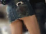【再販】イチャイチャカップル！！彼女ミニスカ過ぎてお尻がチラリ。