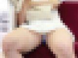 ありえない卑猥なぶりっぶり下半身をおっぴろげるど変態JD…