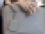 (電車対面）(顔出し）さらさら艶々なロングヘアがキレイな…でもちょっとやんちゃな感じが伝わってきちゃうOLお姉さんを観察