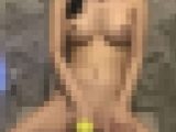 デパートのトイレでこっそりオナニーしちゃうJK189　グラビアアイドルみたいな身体を持つ美人すぎる女の子