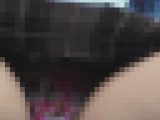 【独自入手】車内痴かん／怯える美少女を後部座席でオモチャ責め＆生ハメ