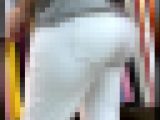 【再販】143エキセントリックにパンティを透かせるお姉さんと欧米の爆裂尻奥様