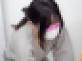 ［お絵描き教室/胸チラ⑰］薄ピンク乳首の激かわ天然美女/アニヲタJDの胸チラパンチラ！/計2名
