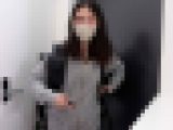 美人すぎる配達員にお触り交渉/手マンで喘ぎ赤面する姿がエロすぎる。【美乳/美尻】