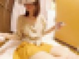 VRしている無防備状態の娘の胸ちらパンチラ 小春ちゃんの下品なアソコをじっくり堪能
