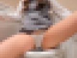 ミニスカ白パンツの清楚系美女　〜エスカレーター逆さ撮りとエレベーター大胆見せつけ
